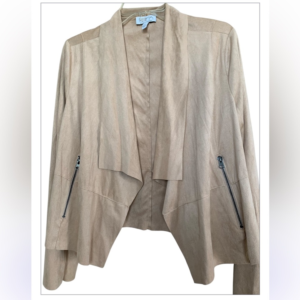 NWOT Sofia by Sofia Vergara Tan Suede Blazer with Zipper Accents SIZE M NWOT